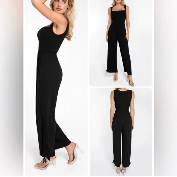 Elegant Black Jumpsuit - Picture 7 of 7